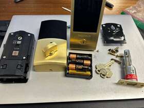 8225044zw Baldwin 8225044 Touchscreen Keyless Entry Z-wave Deadbolt Read For Parts Only