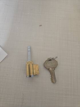 Cy4-ersgl32-b Emtek Silver Deadbolt Cylinder With Two Keys