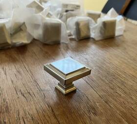 Empsl234sl Emtek Set Of 30 Geometric Square Knob 1-5/8 Inch Quantity Is Pieces