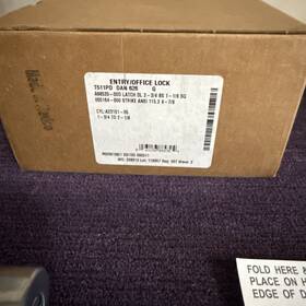 T511pd Falcon Lock Dan 626 Entry/office New In The Box