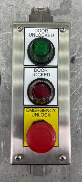 E-3pbss-em Hoffman E-3pbss-em/unlock-button S E-3pbss 3 Button Stainless Enclosure Estop Door Unlock/lock/em Unlock