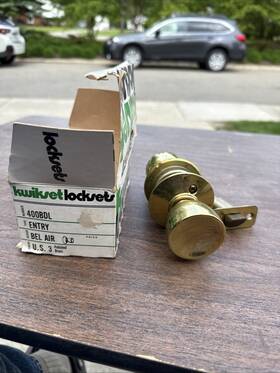 400bdl Kwikset 042049000160 Vintage Entrance Lockset Bel Air Bright Brass Cp Emhart New