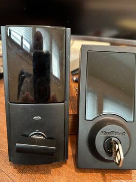 450202 Kwikset Smartcode 916 Zigbee Contemporary Touchscreen Electronic Lock