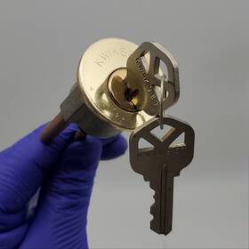 4680-us3 Kwikset Deadbolt Lock Cylinder 4680 Bright Brass For 680 Deadbolts Keyed Diff