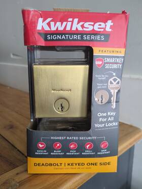 784885 Kwikset Deadbolt Keyed One Side Satin Brass