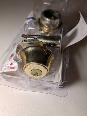 Kwikset 883351813785 Smartkey Security Deadbolt Keyed Entry Polished Brass Finish New