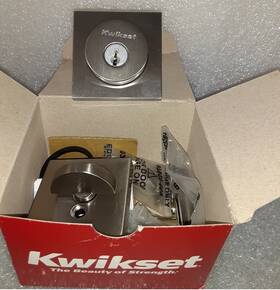 91589-001 Kwikset Satin Nickel Square Single Cylinder Deadbolt