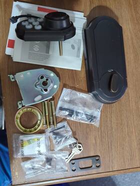99090-019 Kwikset 99090-19 Smartcode 909 Touchpad Electronic Deadbolt See Description