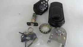 Pc1720572 Kwikset Smart Code 888 Lock Pad Electronic Deadbolt Door Damaged