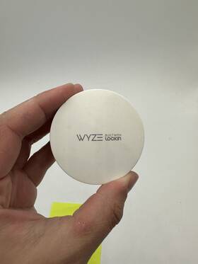 Wlgwo1 Lock & Wyze Gateway - Only