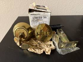 140-09-30 Master Lock 071649753404 Double Cylinder Deadbolt New In Box Brass Finish