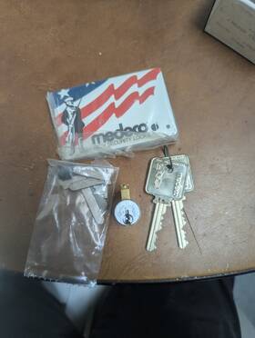 20w200h1 Medeco Key In Lever Cylinder