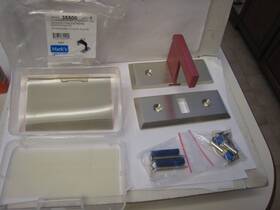 Nightlock 704370355004 Lockdown Emergency Door Lockdown. New In Broken Plastic Container
