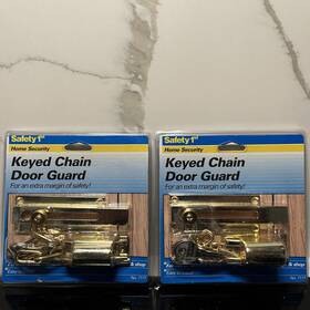 Safety 1st 052181071171 2 Keyed Chain Door Guard Keys Brass Plated Welded Steel Home