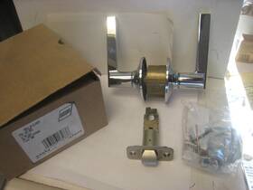 Schlage 043156184736 New Latitude F10 Passage Lever Hall And Closet 625 Bright Chrome