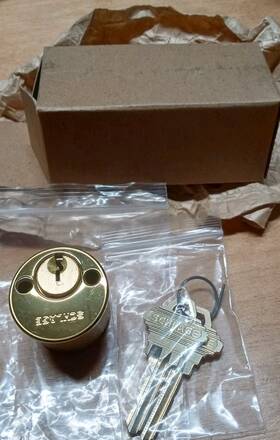 22-018-c Schlage 4x Deadbolt Cylinders New Old Stock. Residential/ Locksport