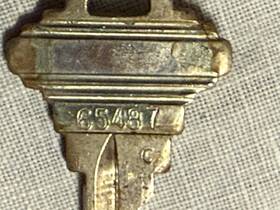 65487 Schlage Key #65487 With Three Copies For Original Lock Or Re-key