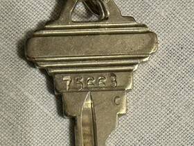 75663 Schlage Key #75663 With Three Copies For Original Lock Or Re-key