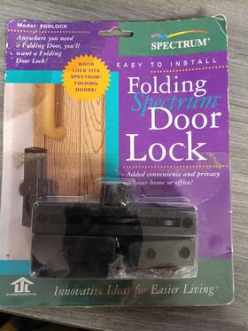 Spectrum 094416501305 Fdrlock Folding Door Lock Black