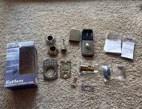 V180tbleus15 Toledo Electronic Deadbolt Lock Bluetooth Enabled Keypad Battery Controlled New