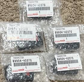 Toyota 6599999999999 Lot Of 11 Total Genuine Oem Cars Transmitter Smart Keys