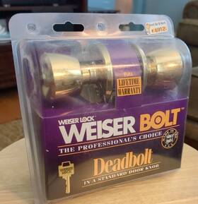 5170 Weiser Vtg New Single Cylinder Deadbolt Bright Brass Inswing 2 3/8 Inch Two Keys