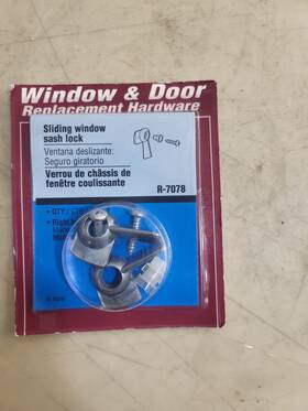 R7078 Window & Door 2 Prime-line Chrome Diecast Right-hand Sliding Sash Lock