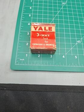 5591s Yale Vintage Drawer Lock No 3 Way Cupboard With Keys In Box