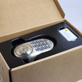 Yrd612-zw3-619 Yale Assure Lock Push Button Deadbolt Z-wave Smart New In Box