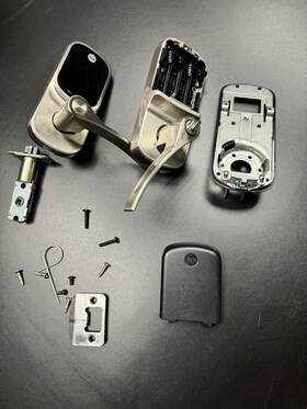 Yrl-216-cba-619 Yale Assure Lever Keypad - Silver