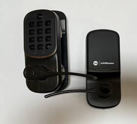 Yrl236-hgnjb001081 Yale Liftmaster Smart Lock W Keypad
