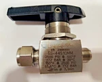 Swagelok 316 SS-44S10MM 2500 Psi & 172 Bar. Fixed Price $172.00.