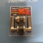 Kwikset Hollis Keyed Entry Door Lever Single Cylinder Deadbolt Satin Nickel New. Fixed Price $26.00.