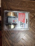 New Guard Security Single Cylinder Gold Deadbolt Lock 281HDPBFDS. Fixed Price $9.99.
