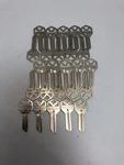 25 Hillman KW1 Key Blanks 85910 Nickle Plated Brass New Out Of The Original Box. Fixed Price $14.99.
