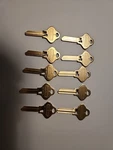 Schlage Everest 29, Brass Keys, 35-270-EV S123 (lot Of 10). Fixed Price $35.00.