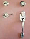 Vintage Kwikset Gibson Antique Brass Front Entry Door Handleset Lock. Fixed Price $99.99.