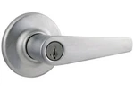 Kwikset Smartkey Delta Satin Chrome Keyed Entry Door Lock Lever Handle 94050-622. Fixed Price $19.99.