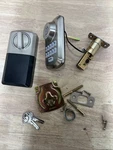 Kwikset Powerbolt 250 Electronic Deadbolt Door Lock Satin NICKEL10-BUTTON Keypad. Fixed Price $19.99.